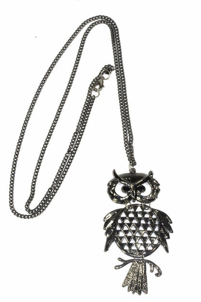 Wide Eyed Owl Pendant Necklace Long Chain Vintage Silver
